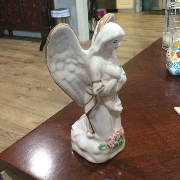 Porcelain White Angel - Picture 2 of 5